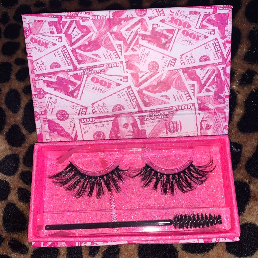 Mink lashes